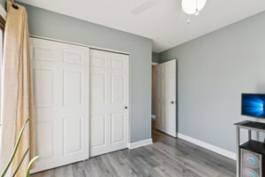 Stonehedge Dr-1902-021