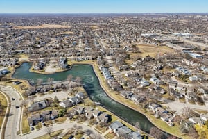 Stonehedge Dr-2002-901.jpg