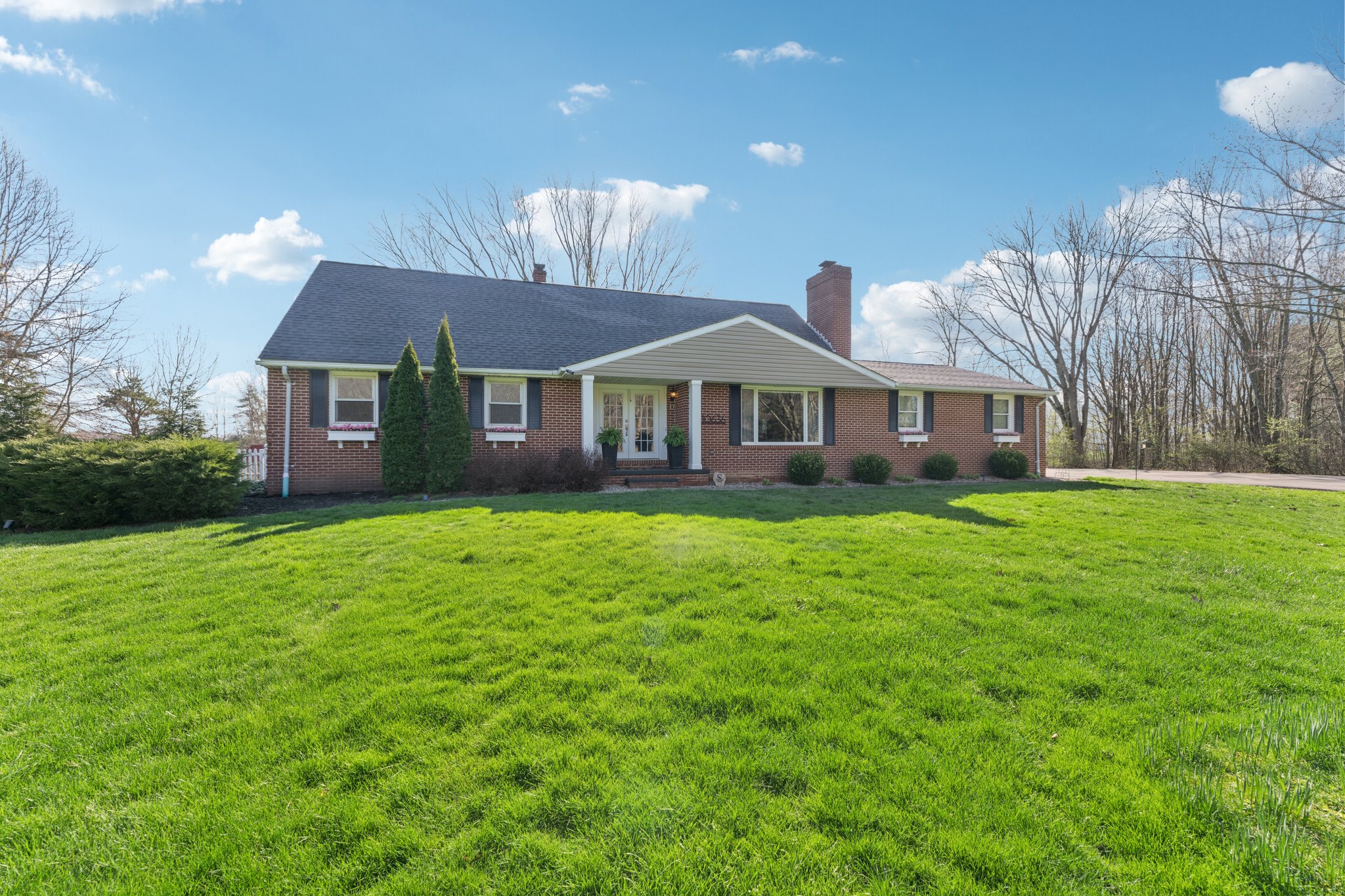 Clapsaddle Ave-S1004-003.jpg