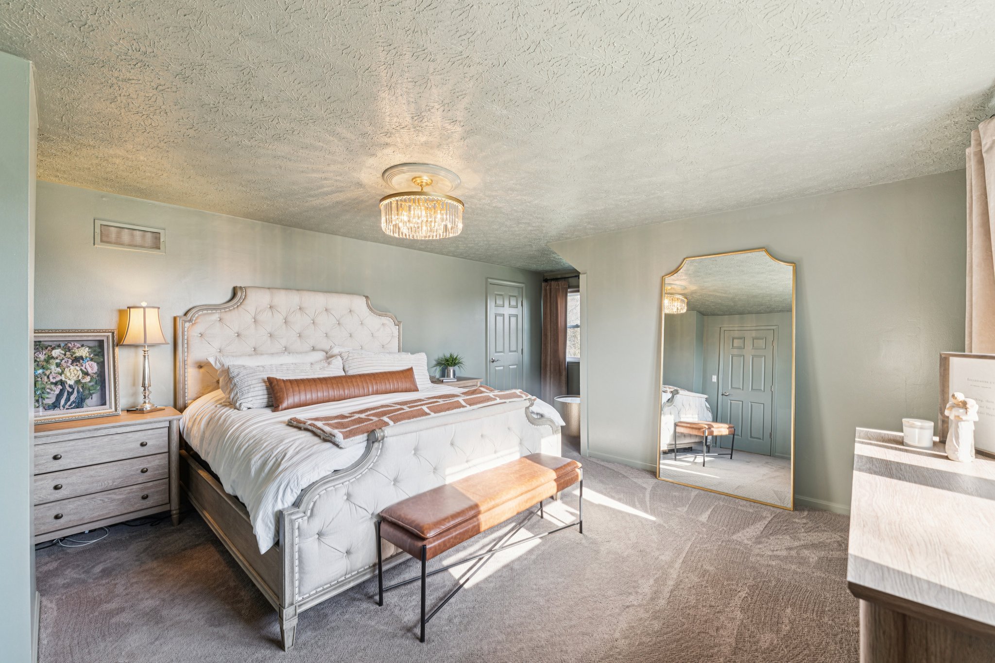 Clapsaddle Ave-S1004-033.jpg