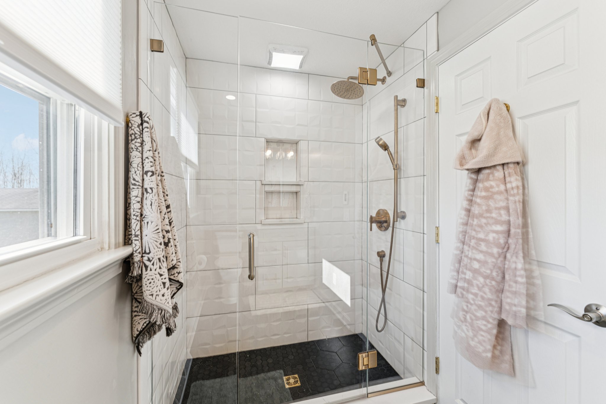 Clapsaddle Ave-S1004-040.jpg