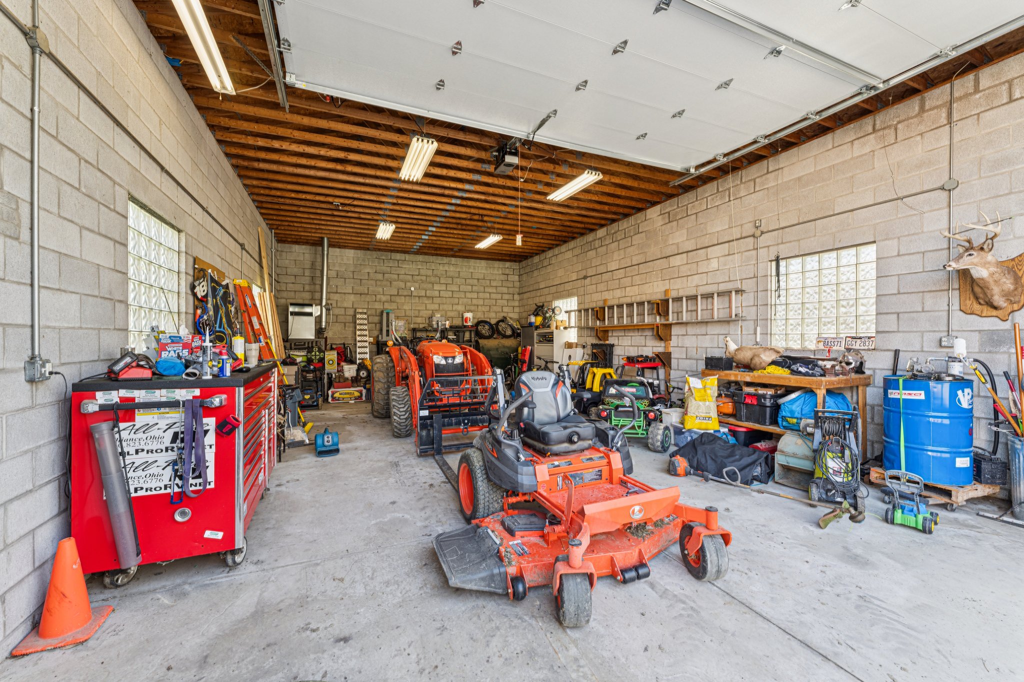 Clapsaddle Ave-S1004-063.jpg