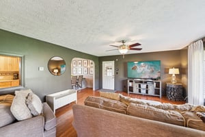 Clapsaddle Ave-S1004-006.jpg