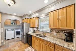 Clapsaddle Ave-S1004-015.jpg