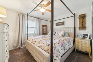 Clapsaddle Ave-S1004-022.jpg