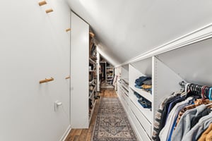 Clapsaddle Ave-S1004-045.jpg