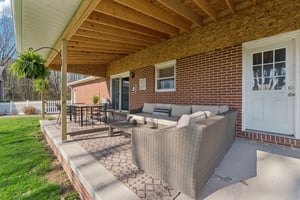 Clapsaddle Ave-S1004-073.jpg