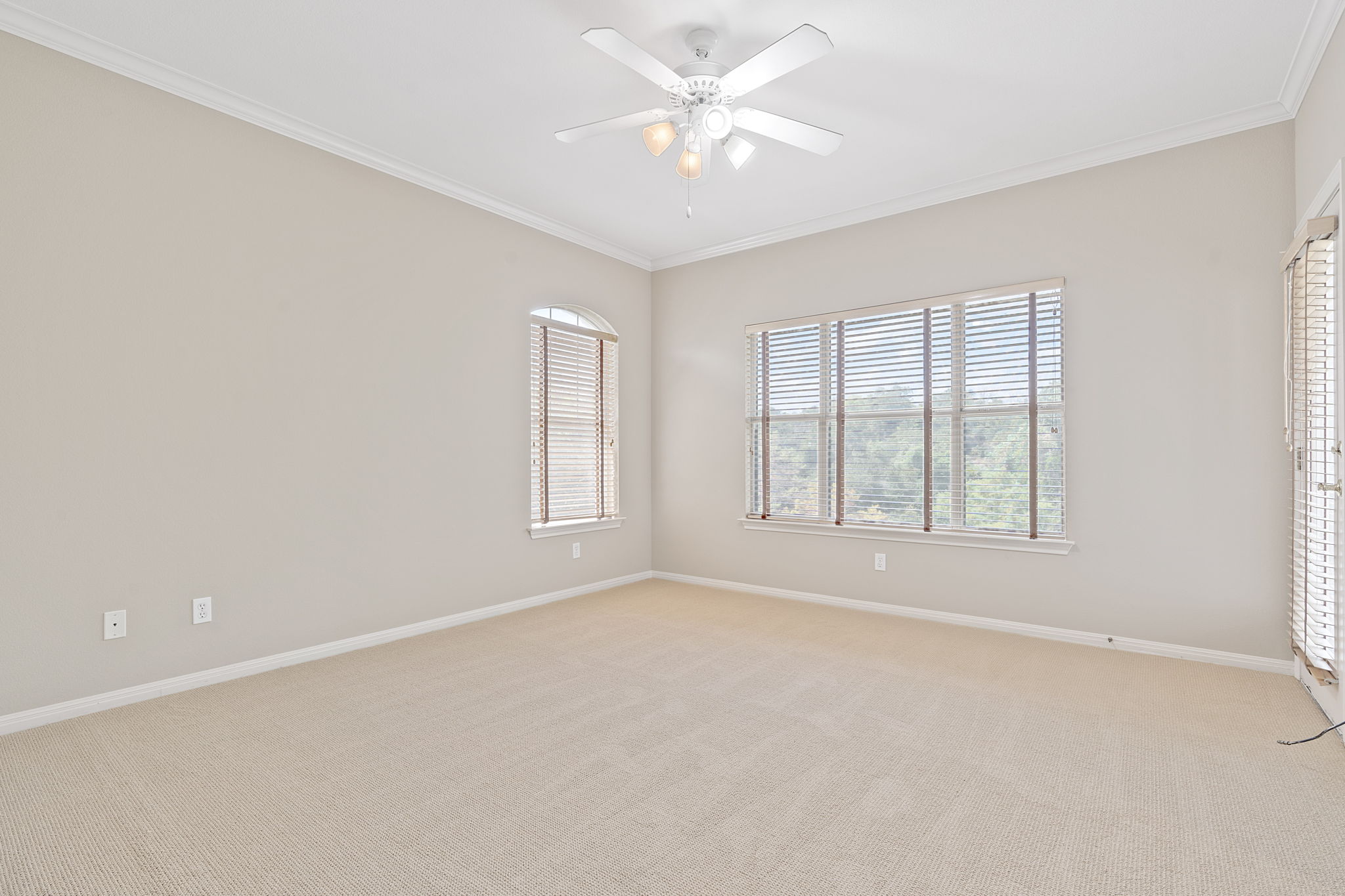 Upstairs Primary Bedroom