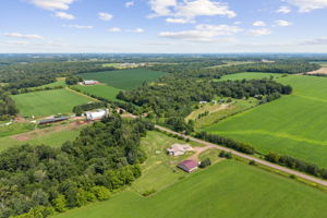  Photo 48