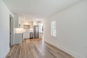 007_1064 Lewis St _