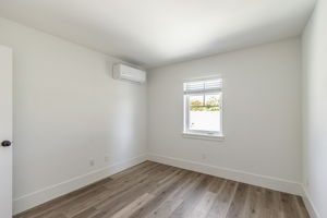 014_1064 Lewis St _