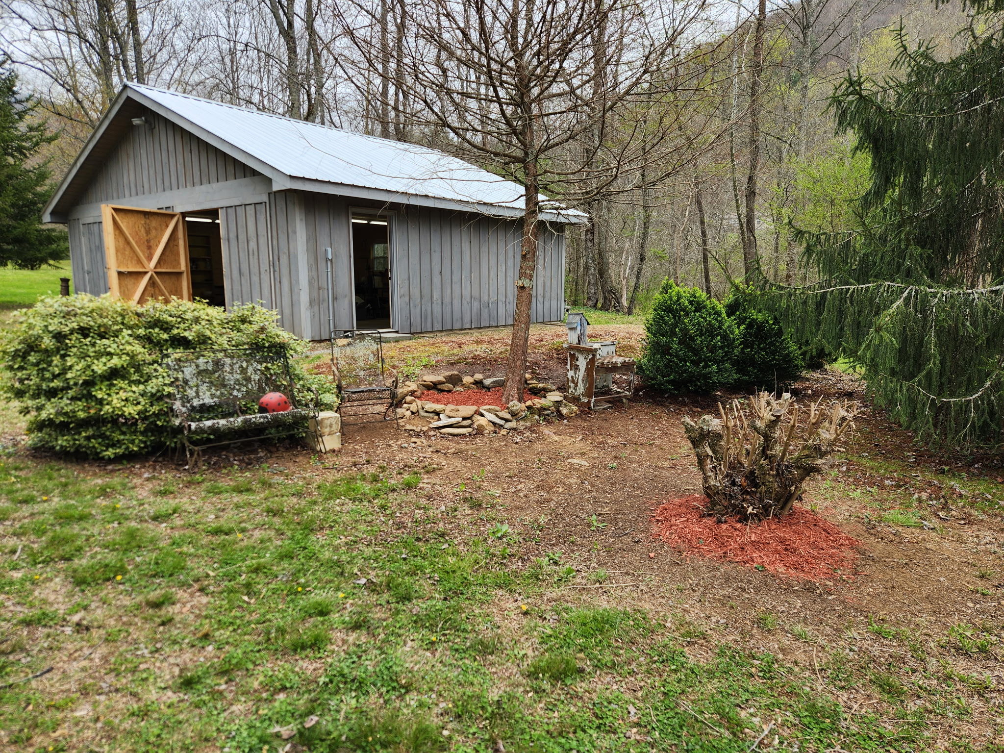  Photo 2