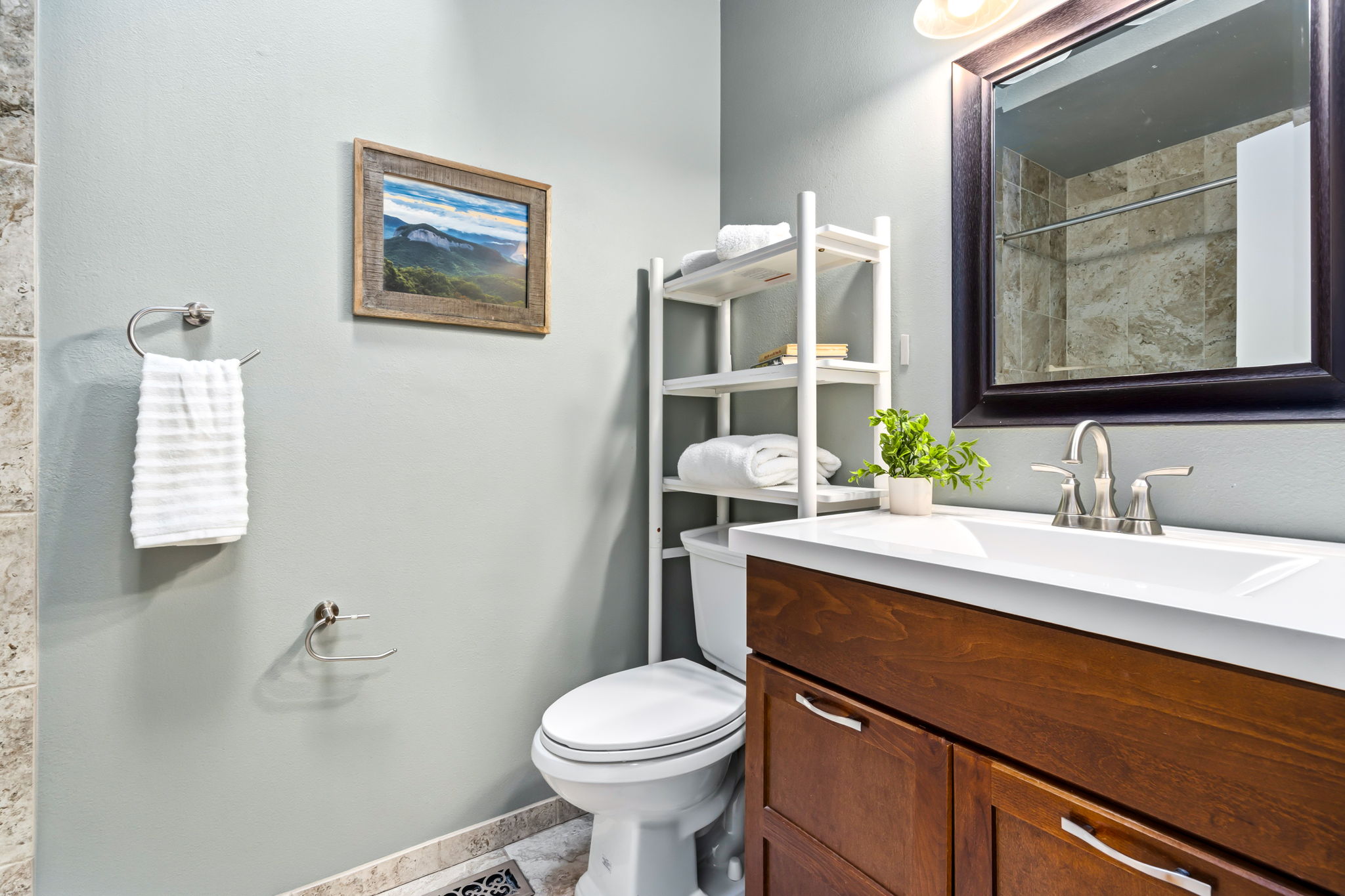 Full main level bathroom