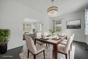 DSC02631 virtually staged.jpeg