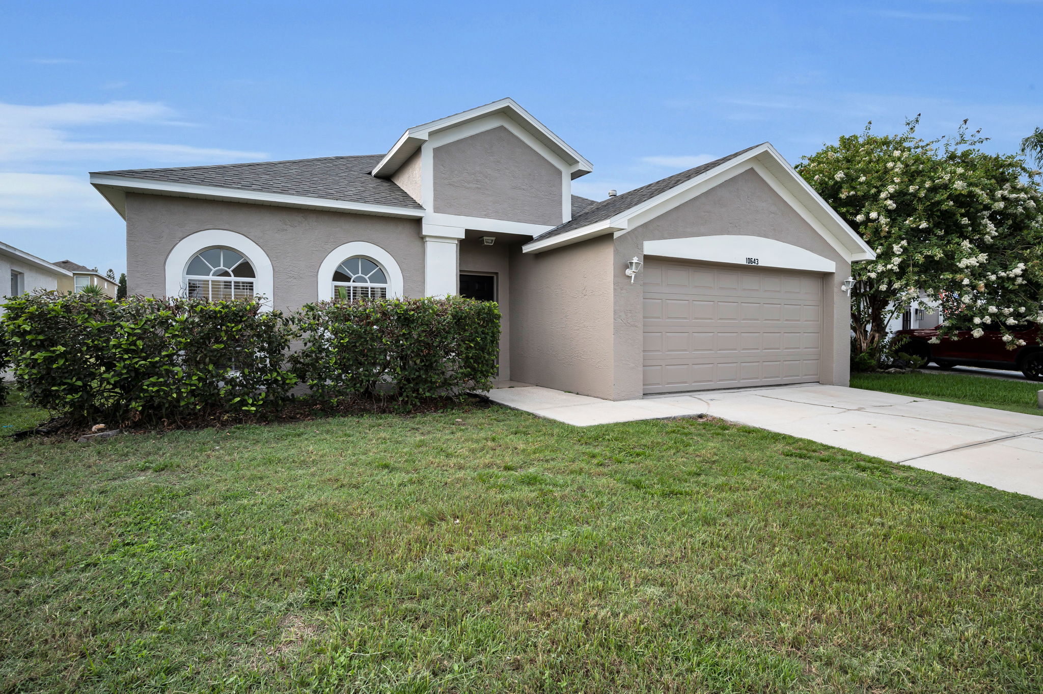 Front Exterior3