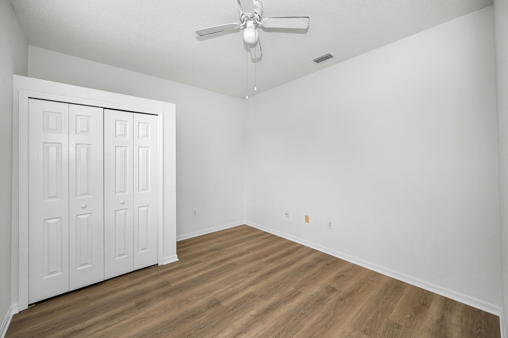 Bedroom4