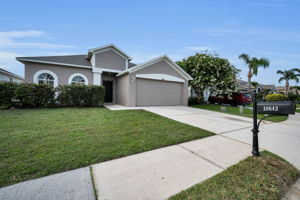 Front Exterior2