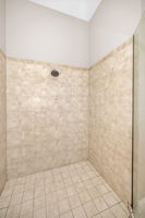 Master Bathroom1d