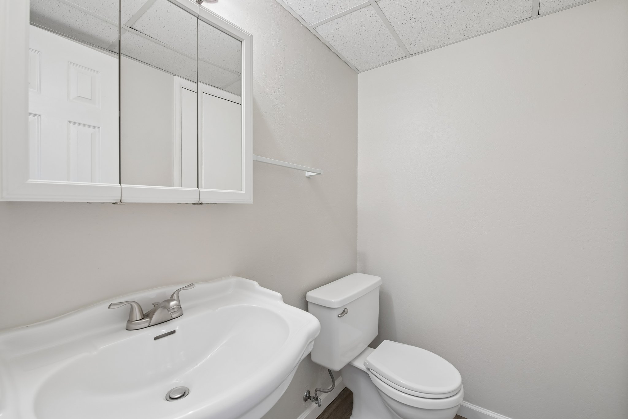 W 112th Ave apt c-S2805-014.jpg
