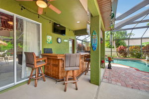 Outdoor Bar 1