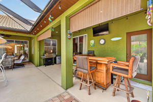 Outdoor Bar 2