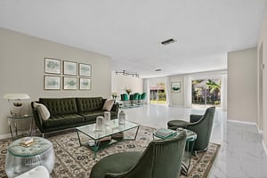 10659 Windsor ct -Orlando Fl 32821-4 virtually staged.jpeg