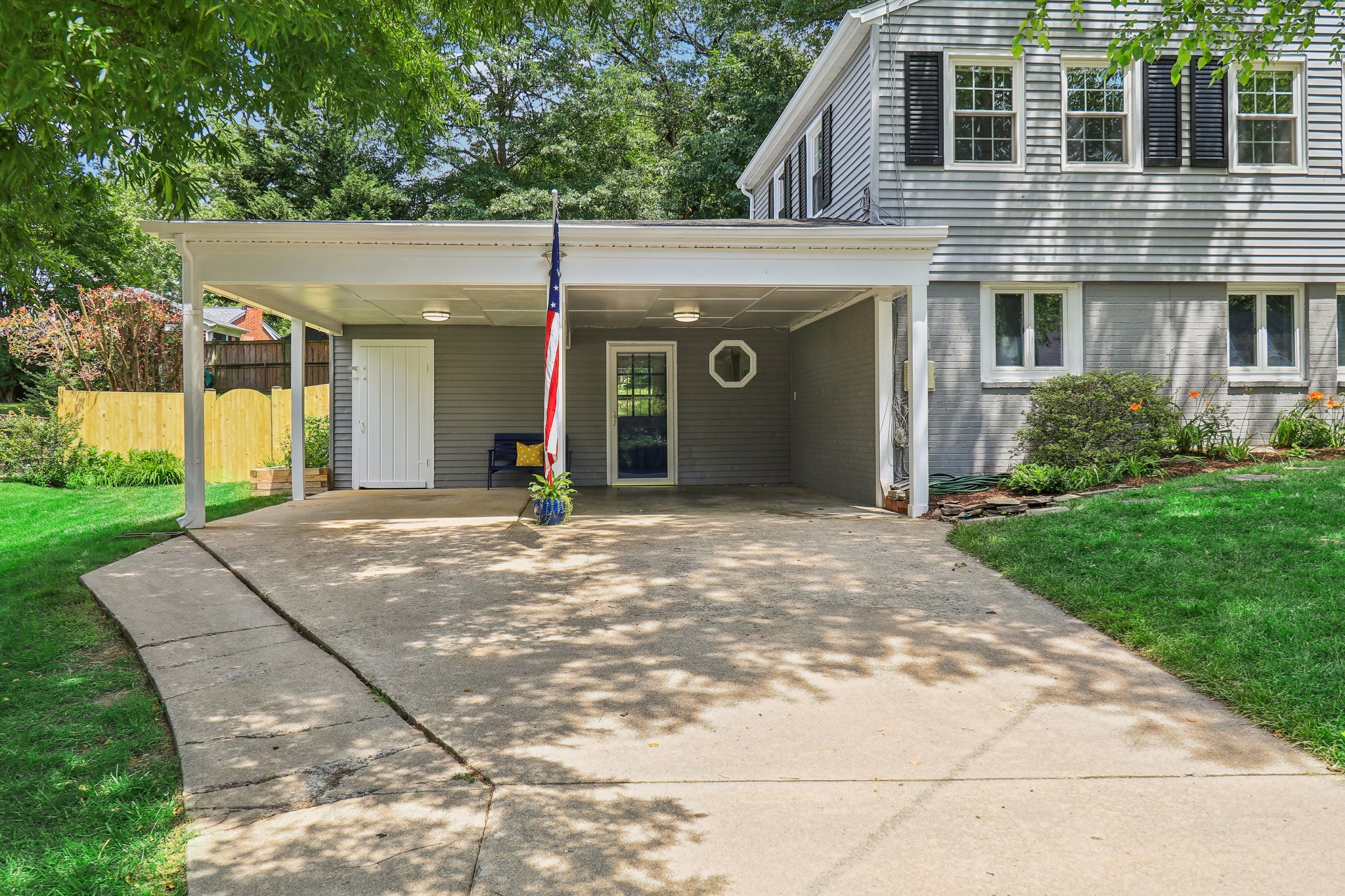 Dalebrook Dr-006.jpg