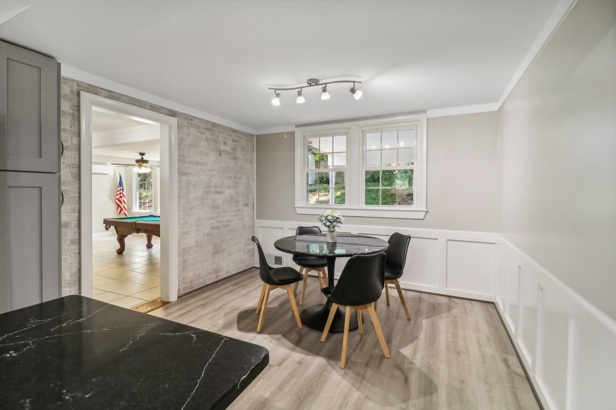 Dalebrook Dr-018.jpg