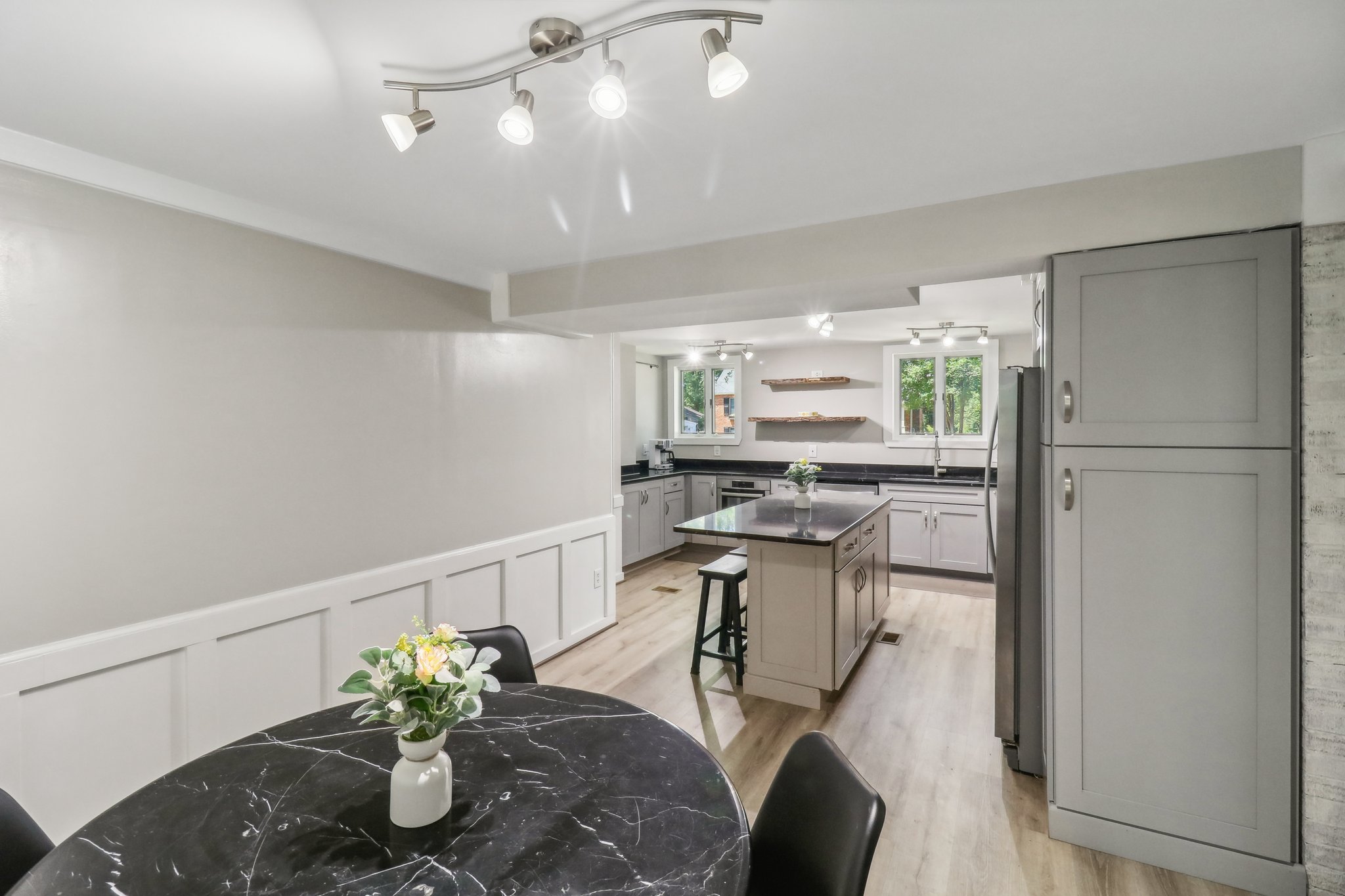 Dalebrook Dr-019.jpg