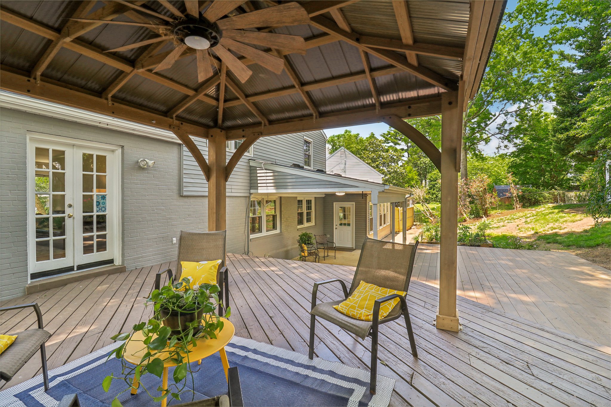 Dalebrook Dr-052.jpg