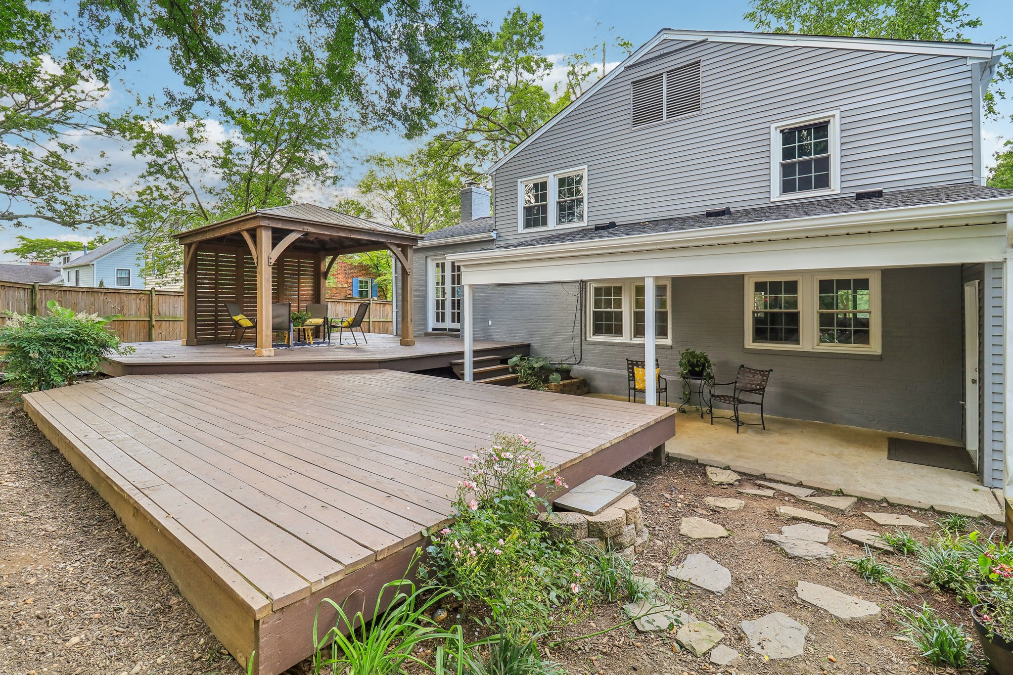 Dalebrook Dr-060.jpg