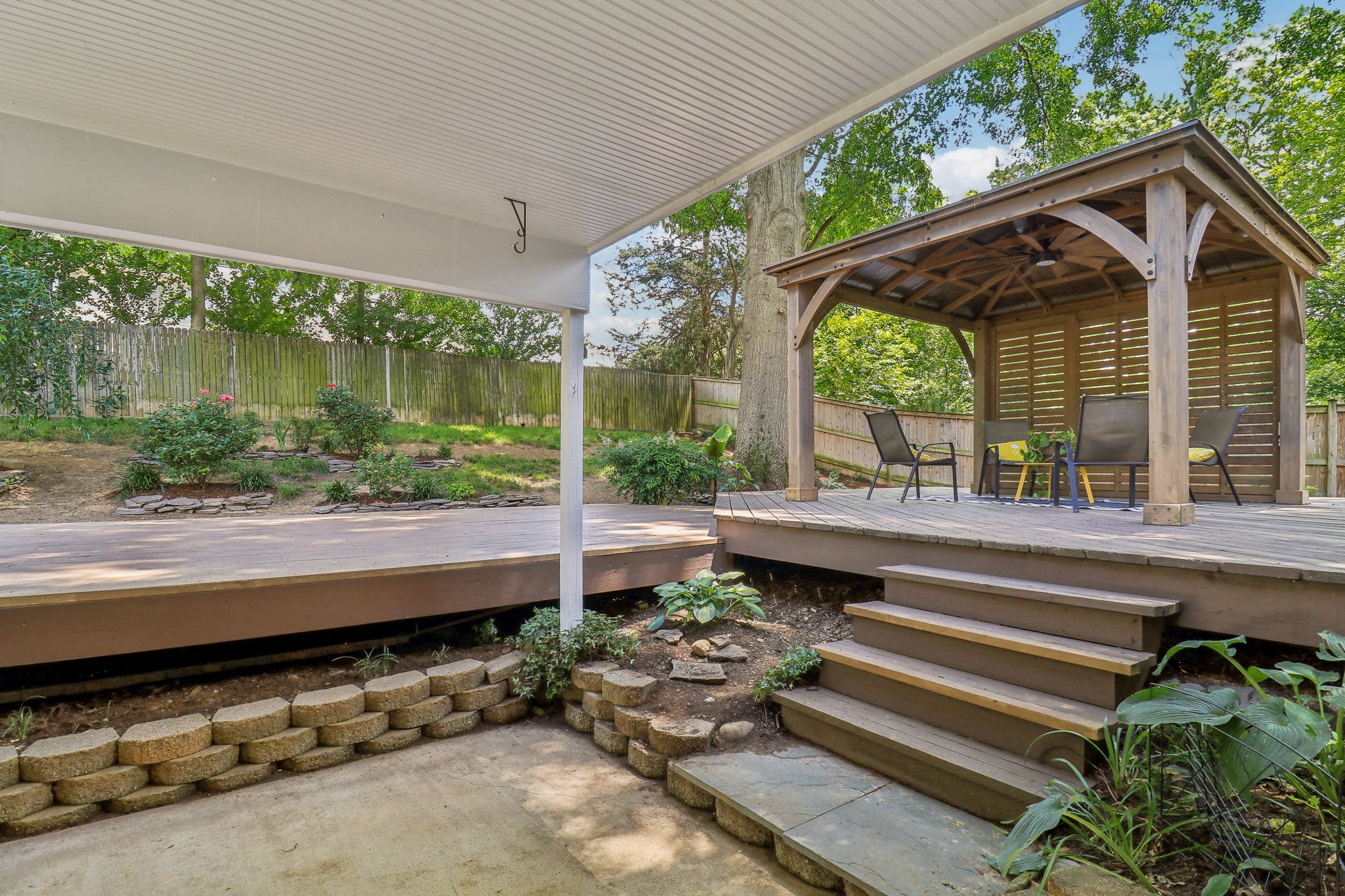 Dalebrook Dr-062.jpg