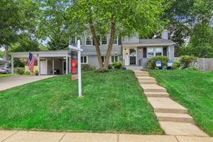 Dalebrook Dr-001.jpg