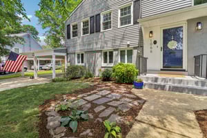 Dalebrook Dr-010.jpg