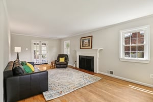 Dalebrook Dr-013.jpg