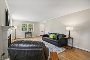 Dalebrook Dr-016.jpg