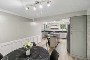 Dalebrook Dr-019.jpg