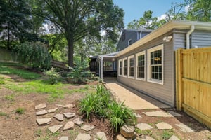 Dalebrook Dr-061.jpg