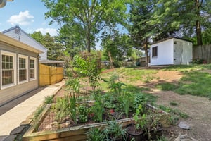 Dalebrook Dr-063.jpg