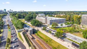 Close to Grosvenor Metro