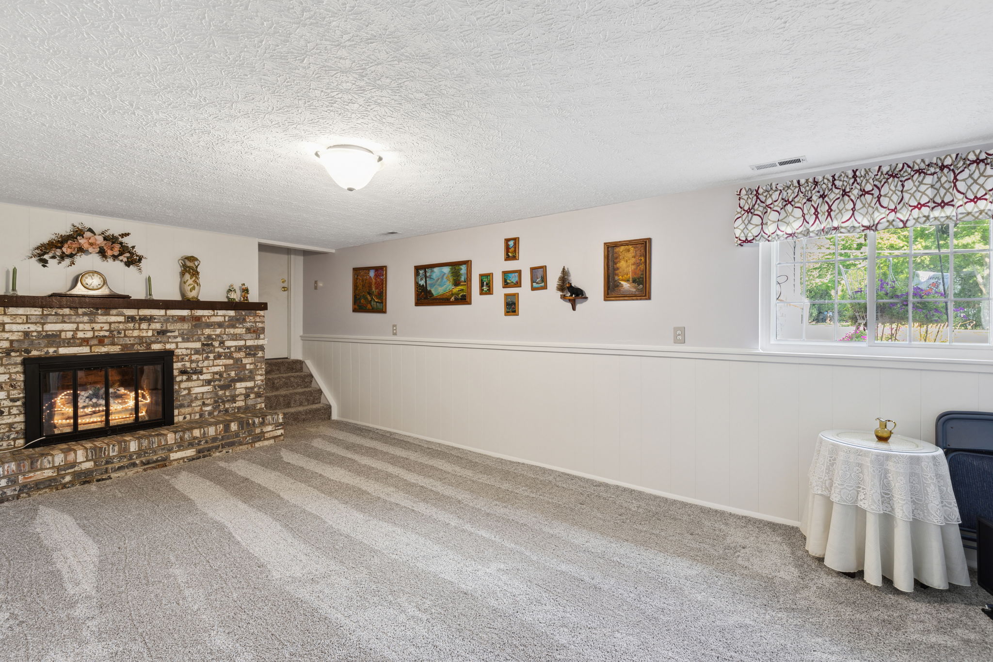 25_Interior