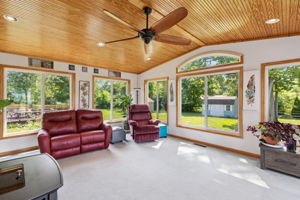 16_Interior