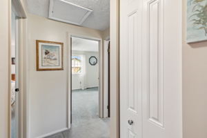 24_Interior