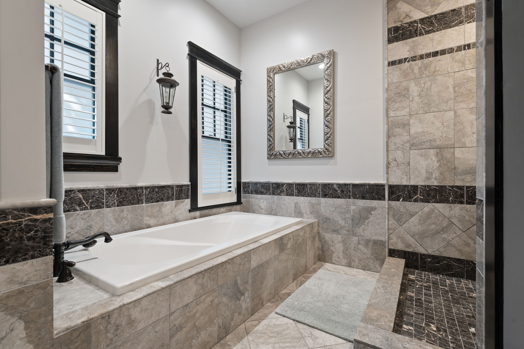 Deep Soaking Tub w/ Marble Surround
