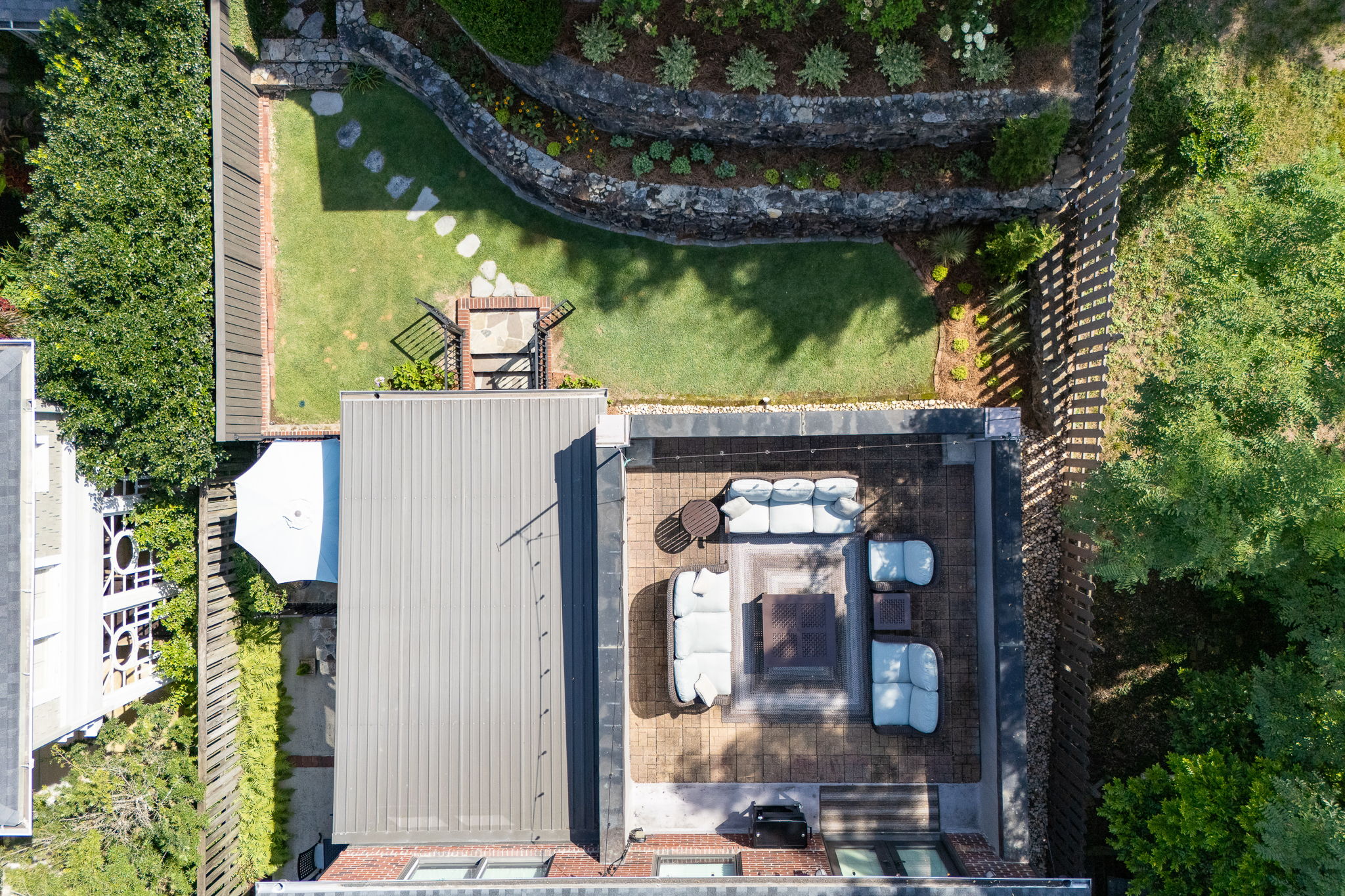 Rooftop Patio w/ Views of the Gorgeous Back Yard
