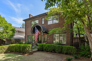 Renovated 4BR/2.5BA home in historic Highland Park