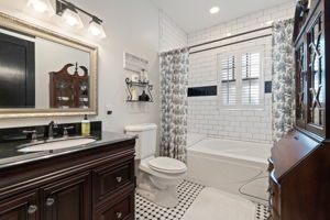 Gorgeous Upper-Level Full Bathroom