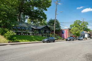 Shoppe Garden Center in Forest Park Village