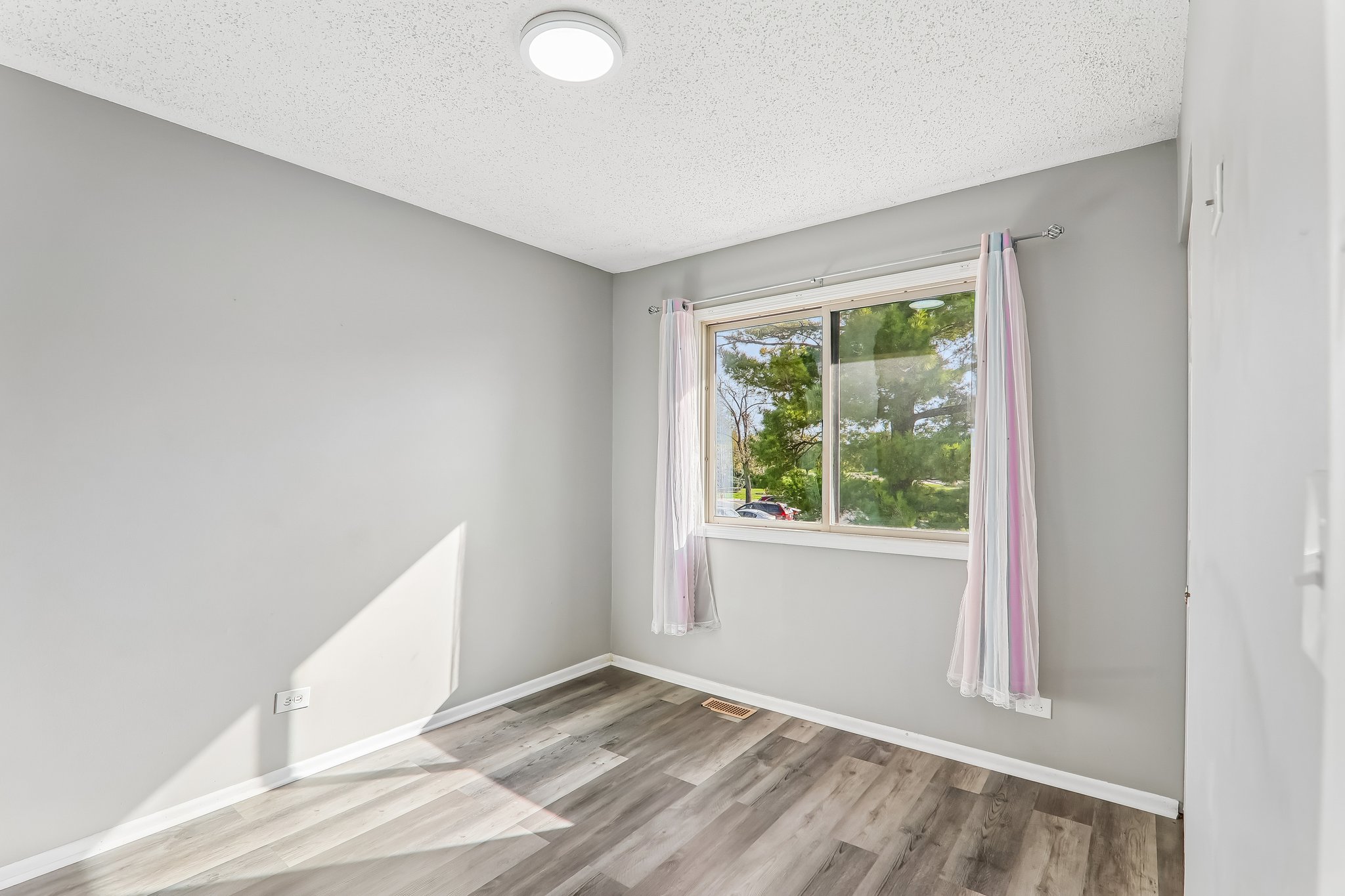 Cascade Dr-S2510-026.jpg