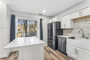 Cascade Dr-S2510-017.jpg